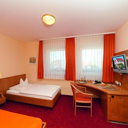 Gasthof - Hotel Zum Ochsen Gmbh Berghulen Exteriér fotografie