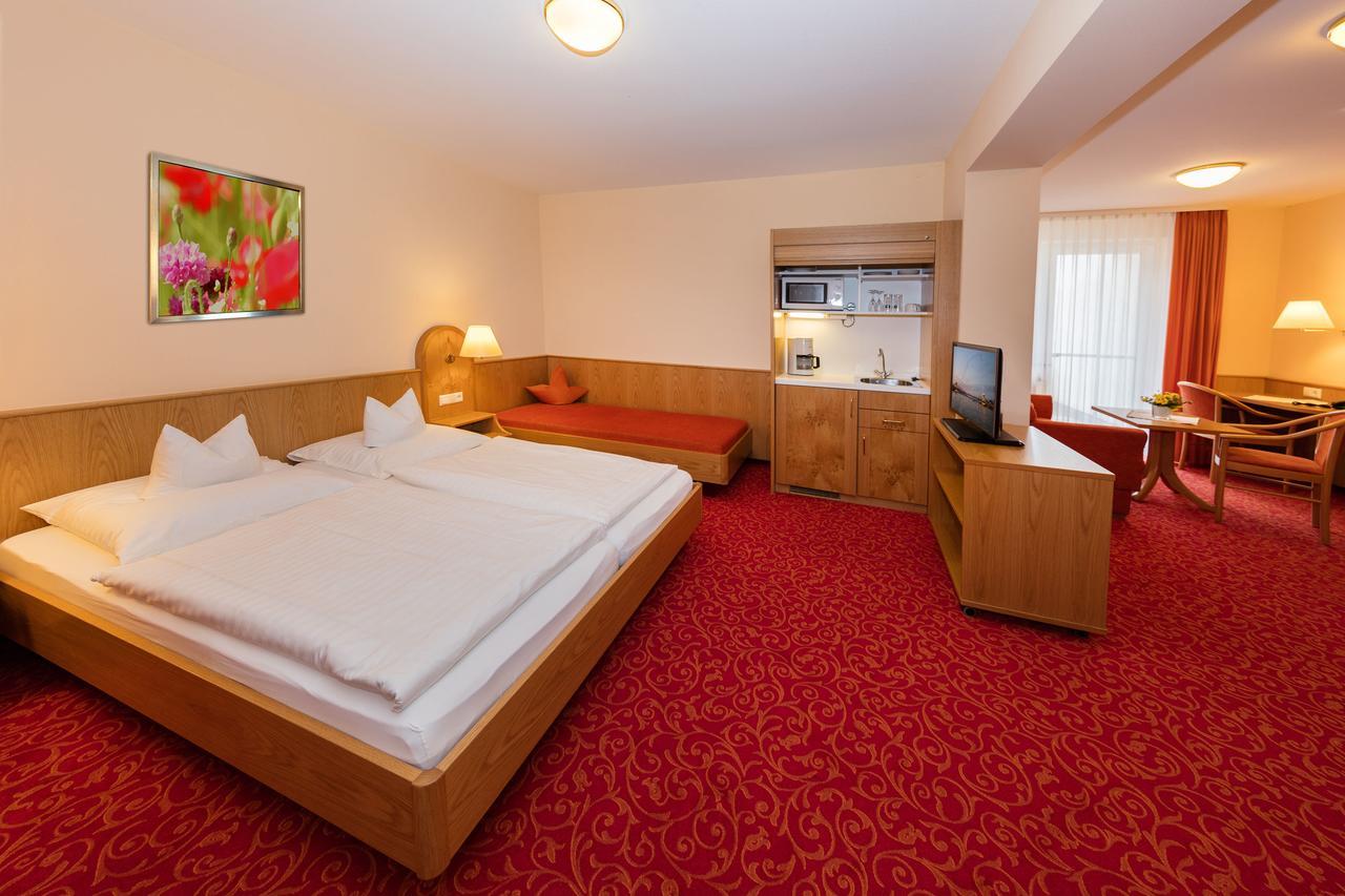 Gasthof - Hotel Zum Ochsen Gmbh Berghulen Exteriér fotografie