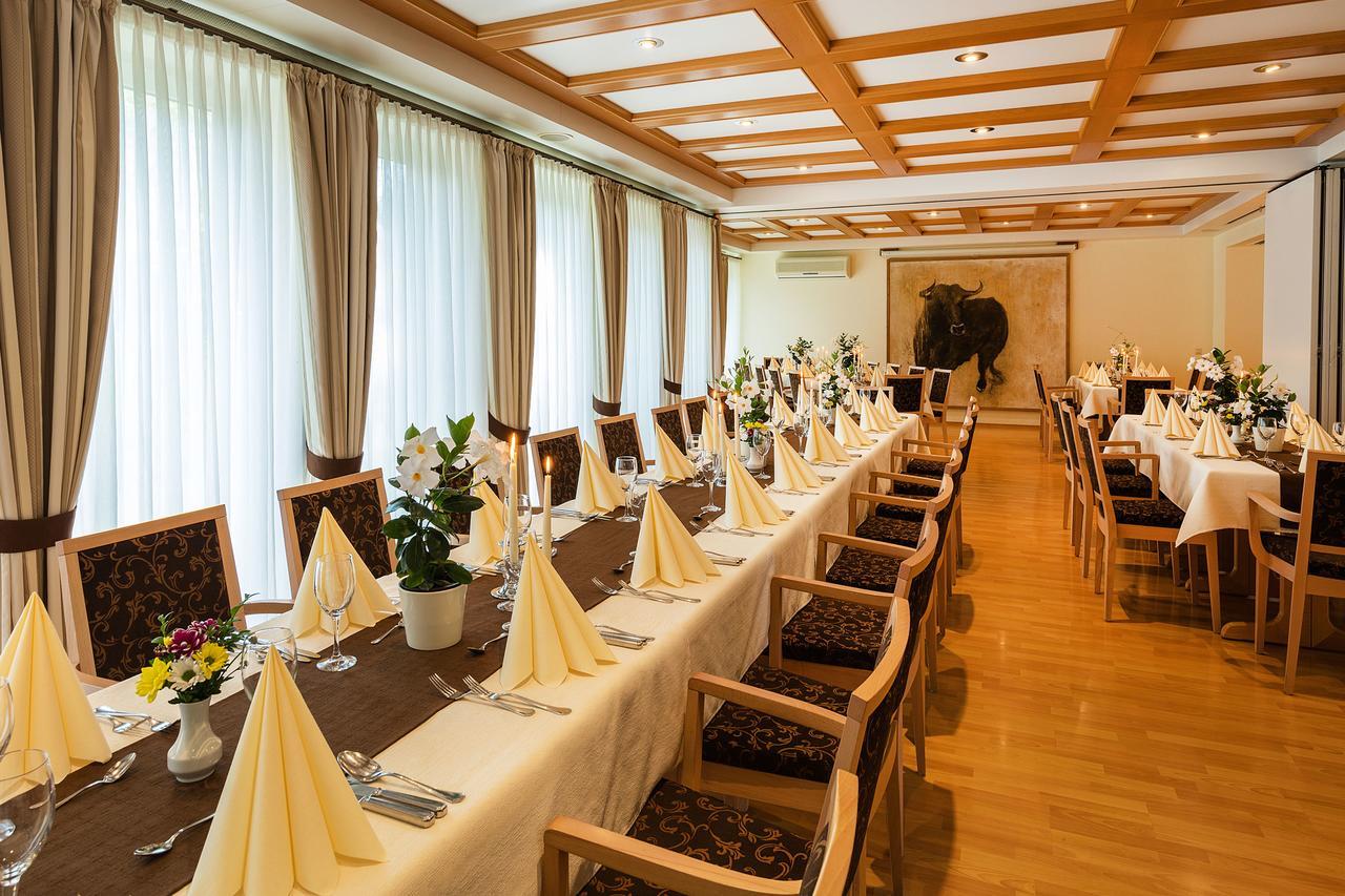 Gasthof - Hotel Zum Ochsen Gmbh Berghulen Exteriér fotografie