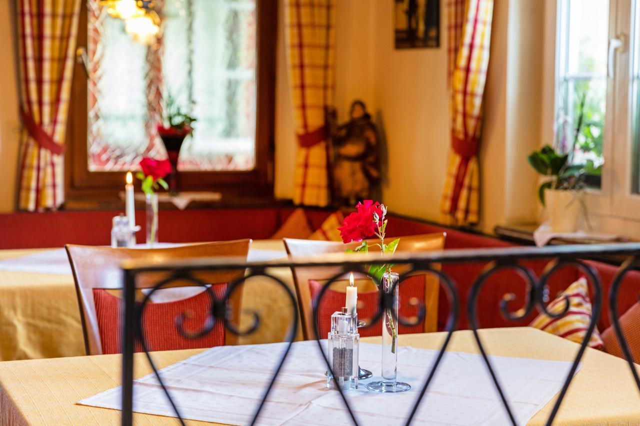 Gasthof - Hotel Zum Ochsen Gmbh Berghulen Exteriér fotografie